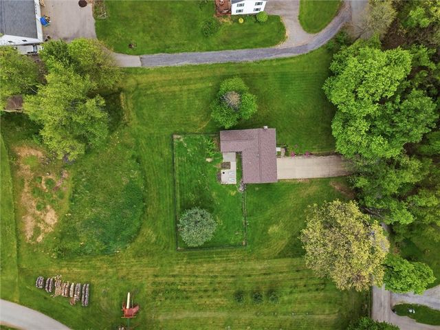 134 Stucky Rd, Forward Twp, PA 16053