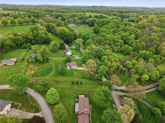 134 Stucky Rd, Forward Twp, PA 16053
