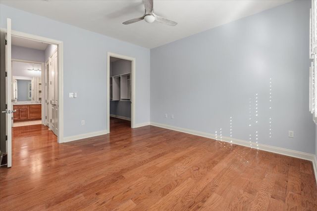 200 River Landing Drive 105f, Charleston, SC 29492
