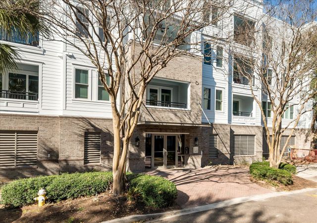 200 River Landing Drive 105f, Charleston, SC 29492