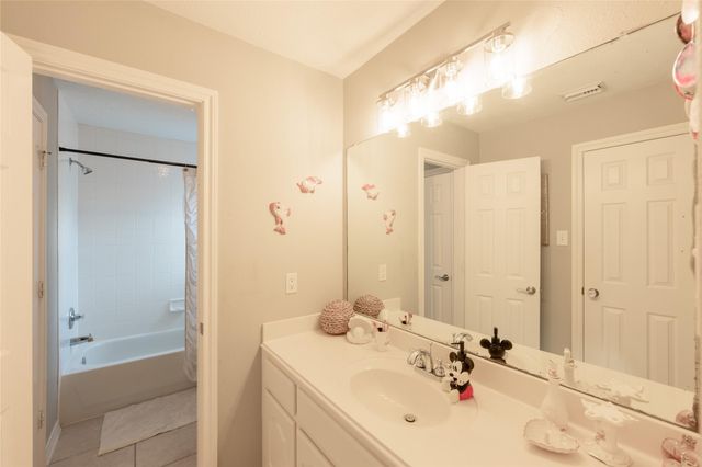 11123 Sheldon Bend Drive, Richmond, TX 77406