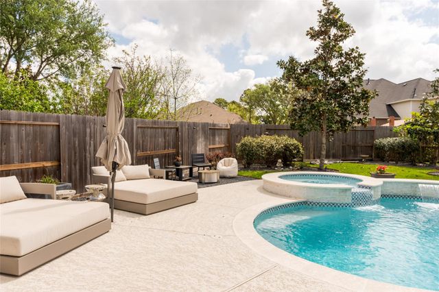 11123 Sheldon Bend Drive, Richmond, TX 77406