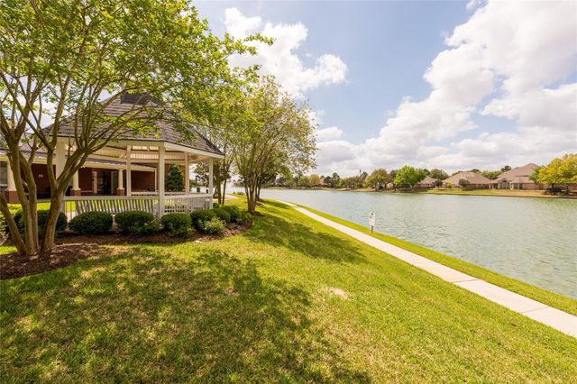 11123 Sheldon Bend Drive, Richmond, TX 77406