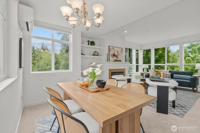 1716 24th Avenue NE, Issaquah, WA 98029
