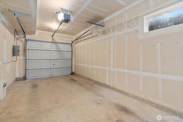 1716 24th Avenue NE, Issaquah, WA 98029