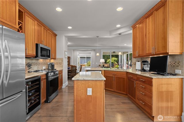 4982 Meriwood Drive NE, Lacey, WA 98516
