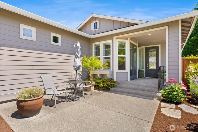 4982 Meriwood Drive NE, Lacey, WA 98516