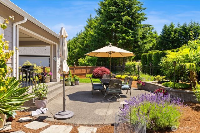 4982 Meriwood Drive NE, Lacey, WA 98516