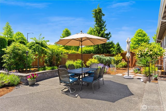 4982 Meriwood Drive NE, Lacey, WA 98516