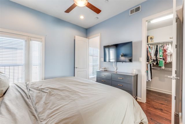 2100 N Fitzhugh Avenue O, Dallas, TX 75204