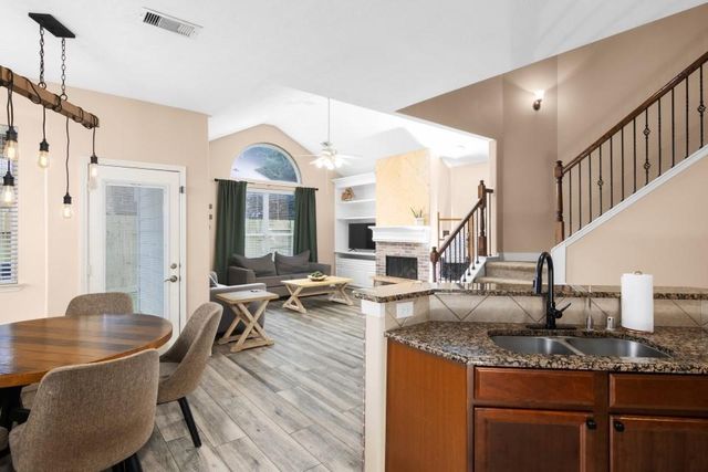 8327 Terra Valley Lane, Tomball, TX 77375