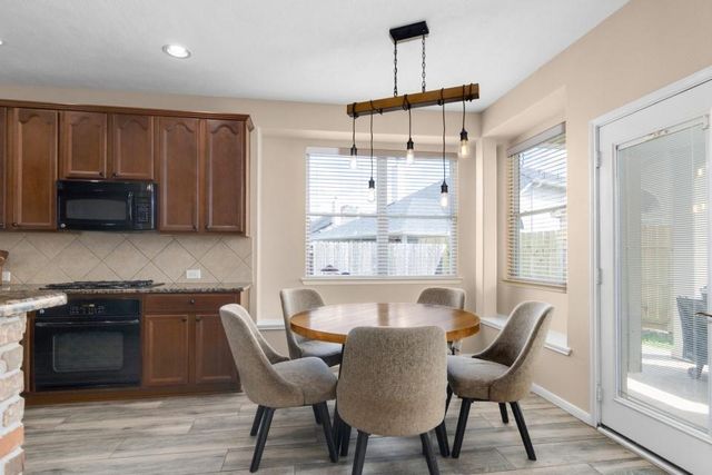 8327 Terra Valley Lane, Tomball, TX 77375