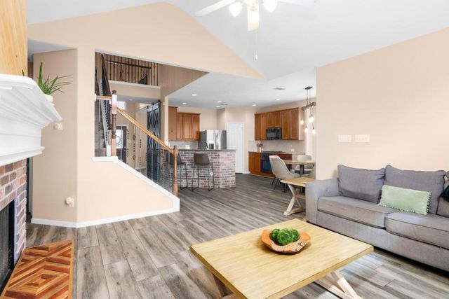 8327 Terra Valley Lane, Tomball, TX 77375