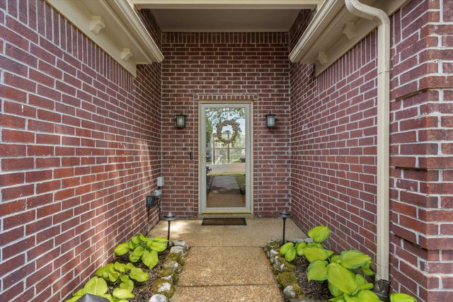 1400 RIVER BRANCH CV, Collierville, TN 38017