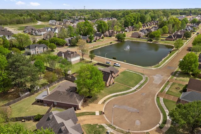 1400 RIVER BRANCH CV, Collierville, TN 38017