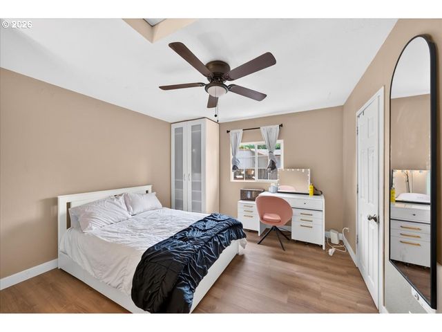 1915 16TH Ave, Forest Grove, OR 97116