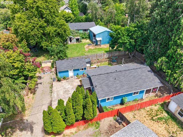 1915 16TH Ave, Forest Grove, OR 97116