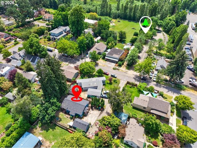 1915 16TH Ave, Forest Grove, OR 97116