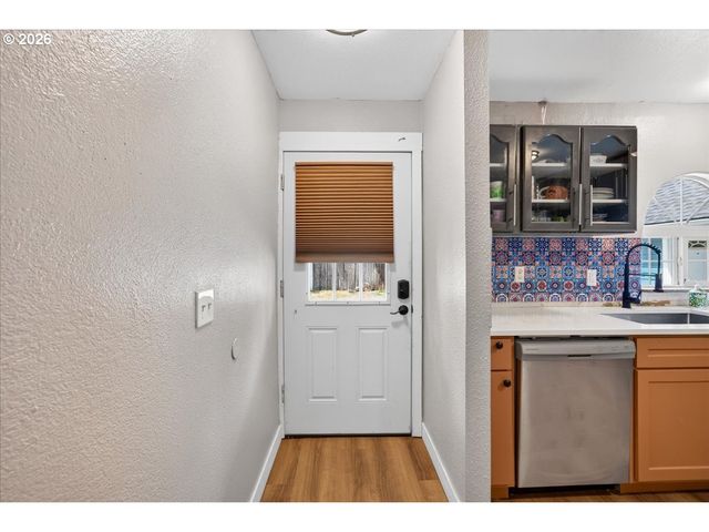 1915 16TH Ave, Forest Grove, OR 97116