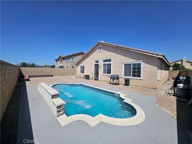 16633 San Simeon Way, Fontana, CA 92336