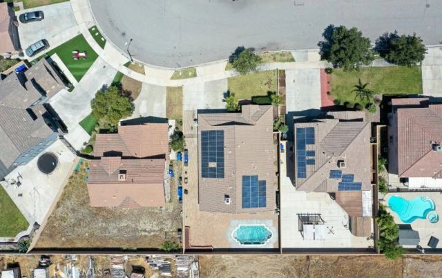 16633 San Simeon Way, Fontana, CA 92336