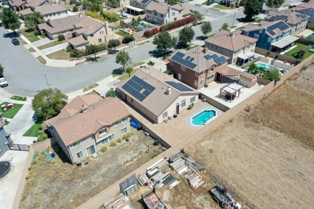 16633 San Simeon Way, Fontana, CA 92336