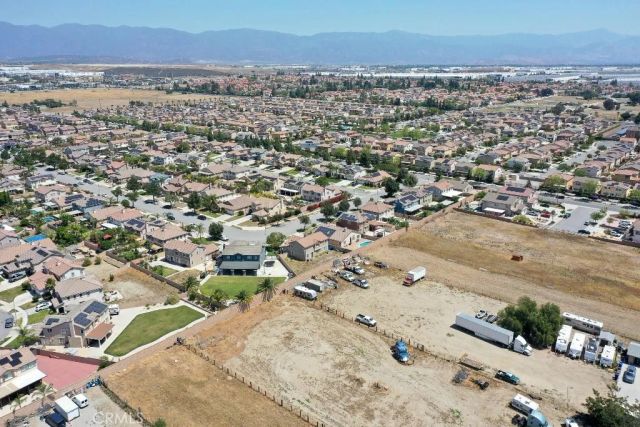 16633 San Simeon Way, Fontana, CA 92336