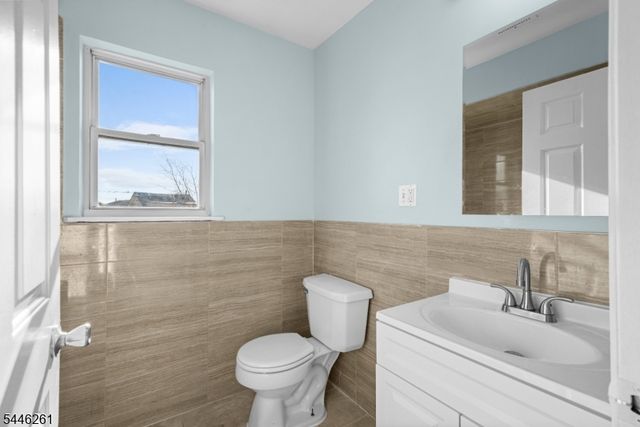 219 Clinton Pl, Newark City, NJ 07112