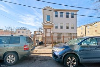 219 Clinton Pl, Newark City, NJ 07112
