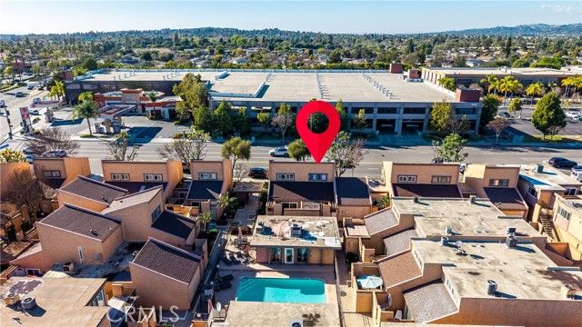 2700 Brea 13, Fullerton, CA 92835
