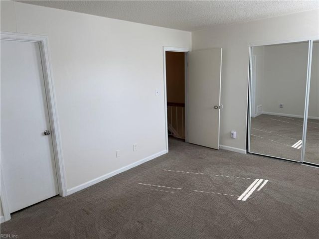 1159 Old Clubhouse RD, Virginia Beach, VA 23453