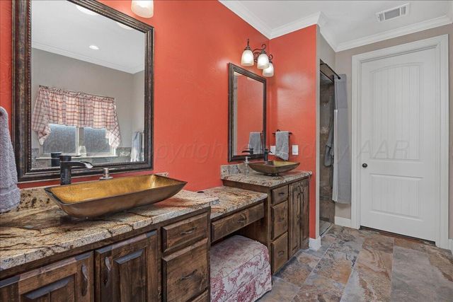 1000 Canyon Parkway, Canyon, TX 79015