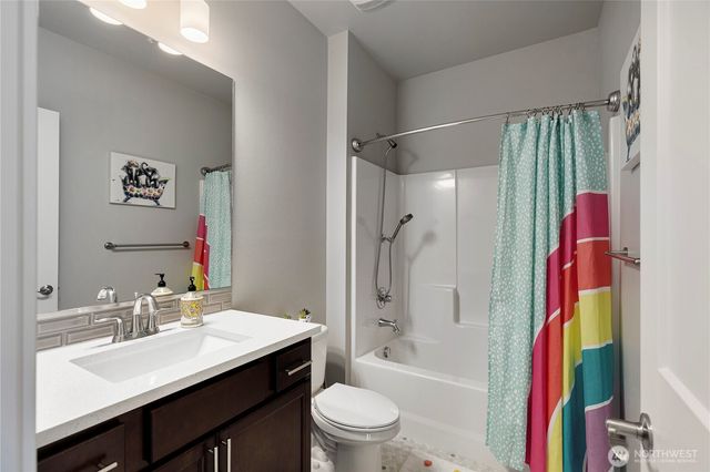 11215 Monarch Ridge Avenue NW, Silverdale, WA 98383