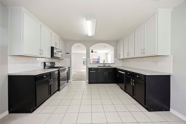 3804 Parry Fields Court, Pearland, TX 77584