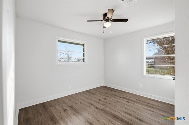 410 N Highway 95, Little River Academy, TX 76554