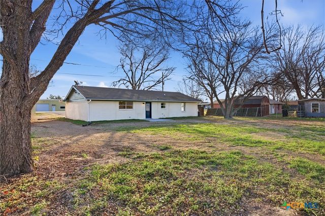 410 N Highway 95, Little River Academy, TX 76554