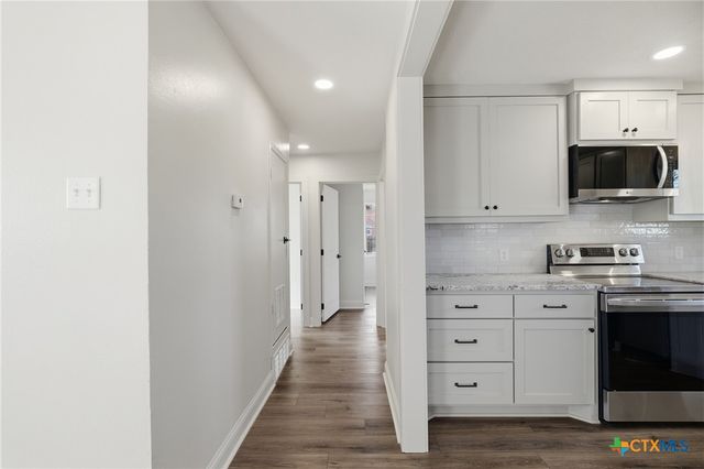 410 N Highway 95, Little River Academy, TX 76554