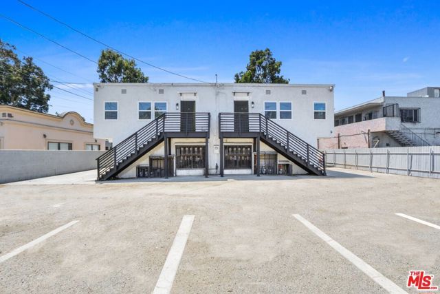 6068 Atlantic Avenue, Long Beach, CA 90805