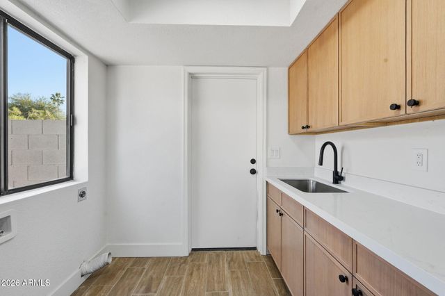 14247 N 28TH Street, Phoenix, AZ 85032