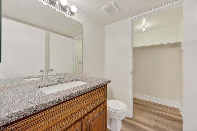 3591 Arville Street 301B, Las Vegas, NV 89103