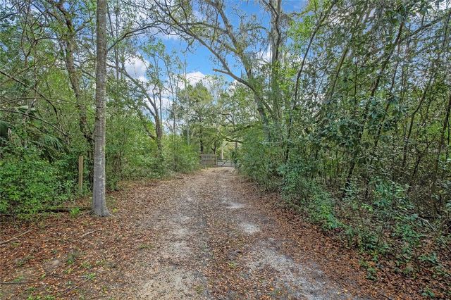 13021 KITE ROAD, Weeki Wachee, FL 34614