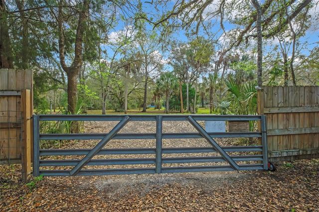13021 KITE ROAD, Weeki Wachee, FL 34614