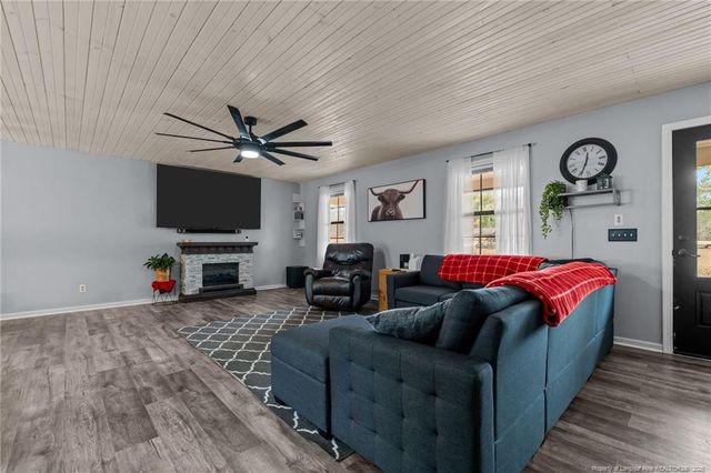 2229 Tingen Road, Broadway, NC 27505