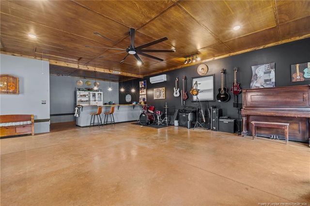 2229 Tingen Road, Broadway, NC 27505