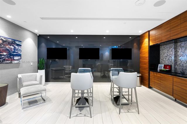 701 N Fort Lauderdale Beach Boulevard 214, Fort Lauderdale, FL 33304
