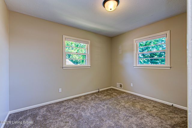 5900 Bluestone Rd, Louisville, KY 40219