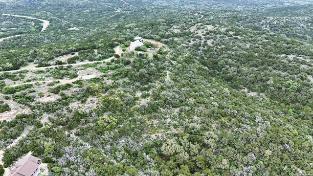 1423 County Road 2744, Mico, TX 78056