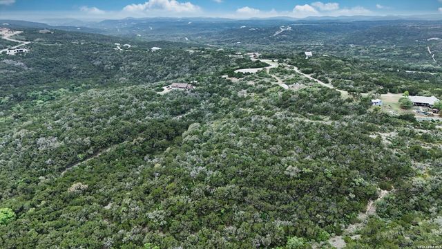 1423 County Road 2744, Mico, TX 78056