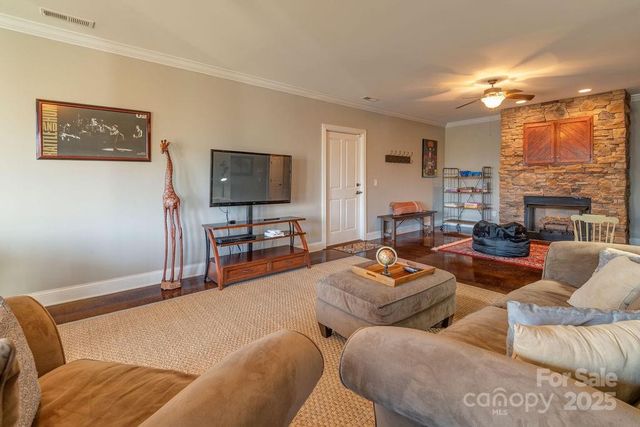 61 Buckle Ridge, Weaverville, NC 28787