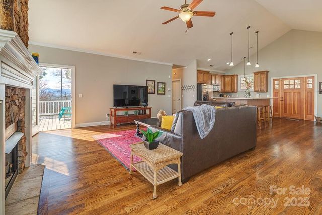 61 Buckle Ridge, Weaverville, NC 28787